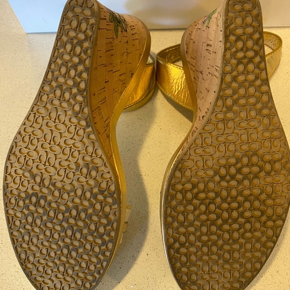 Coach gold/cork wedges - Picture 4 of 5